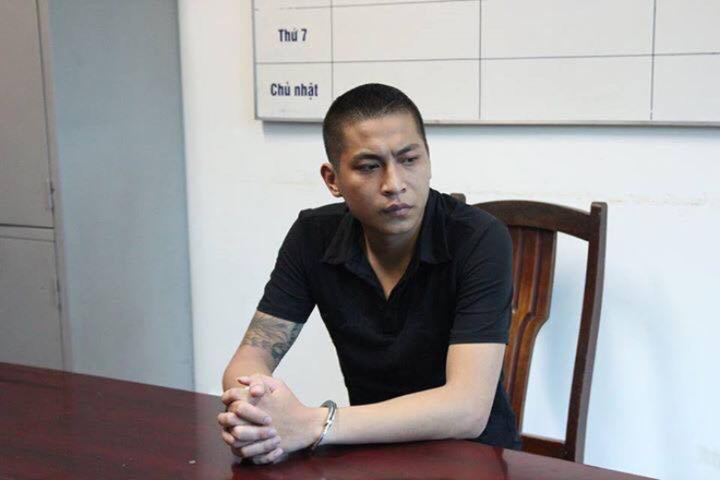 nguoi bo hanh hung bat bac si quy goi biet la trai luat nhung toi qua buc xuc ve benh tinh cua con gai