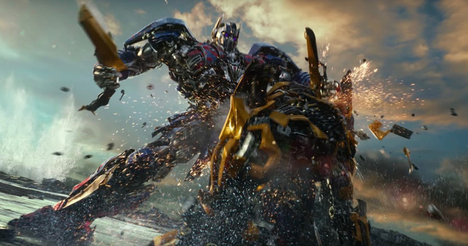 transformers the last knight bien thanh bom xit rating cuc thap gioi phe binh che bai tham te