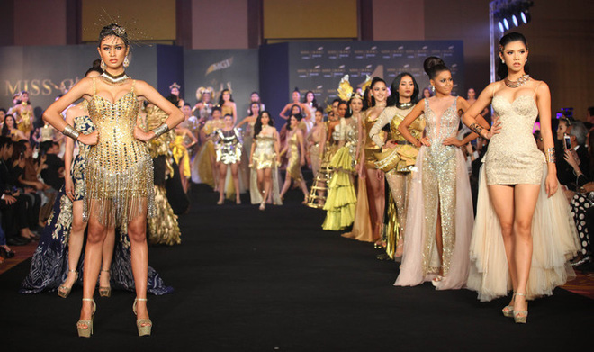 choang ngop voi ve dep long lay cua cac thi sinh miss grand thailand 2017