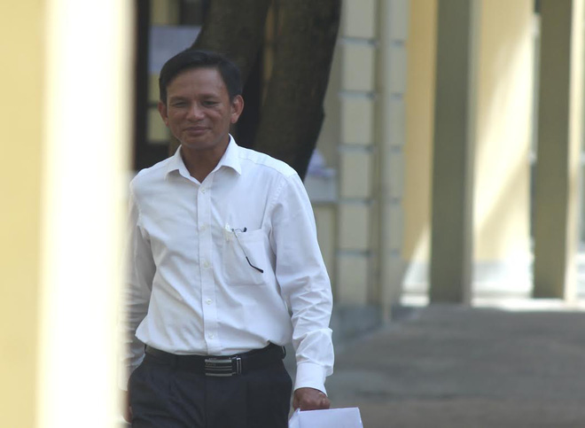 thi sinh 52 tuoi o nghe an lan dau tham du ki thi thpt quoc gia