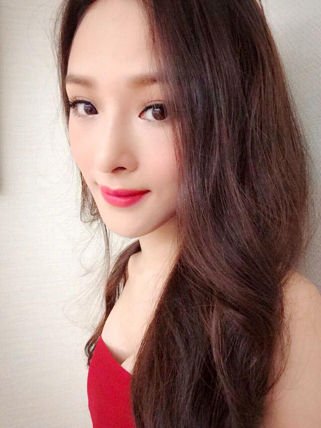 truong ho phuong nga hanh trinh tu hoa hau thong thao 3 ngoai ngu toi cao buoc lua dao lien quan tinh tien