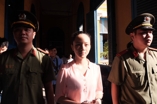 tiep tuc xet xu hoa hau bi to lua dao 165 ty nhan chung bi an mai phuong yeu cau xem xet lai loi khai