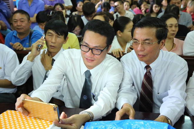 chan dung 3 vi luat su bao chua cho hoa hau phuong nga trong vu an cao buoc lua dao cao toan my