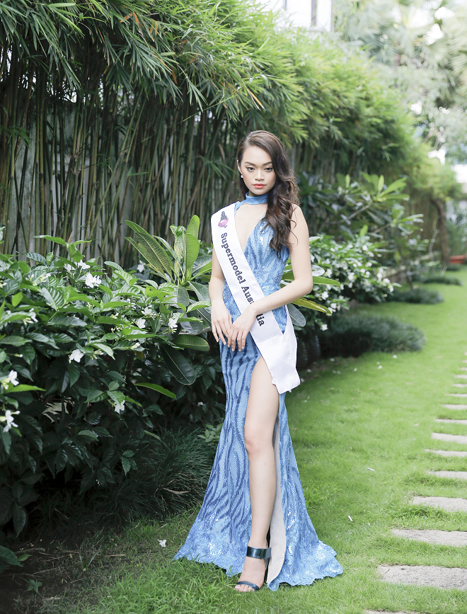 ve dep thu hut cua sieu mau nguoi uc goc viet alison mcnamara