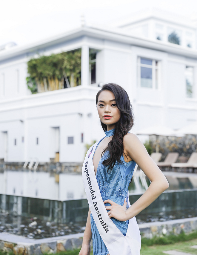 ve dep thu hut cua sieu mau nguoi uc goc viet alison mcnamara