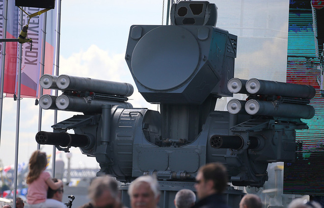 nga chinh thuc gat dau trang bi to hop pantsir me cho cac tau gepard va molniya