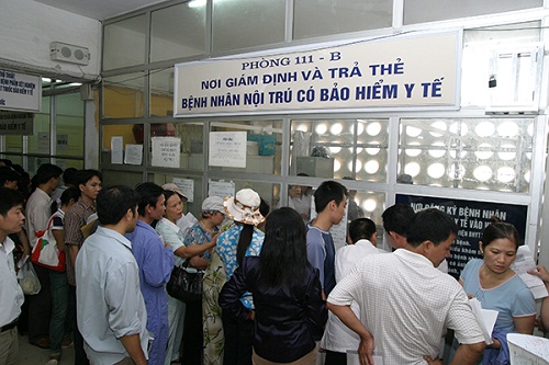 no luc ho tro 100 benh nhan nhiem hiv tham gia bao hiem y te