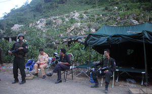 tiep can nha ong trum nguyen thanh tuan o long luong co 3 thi the tren tay nam chat 3 khau sung
