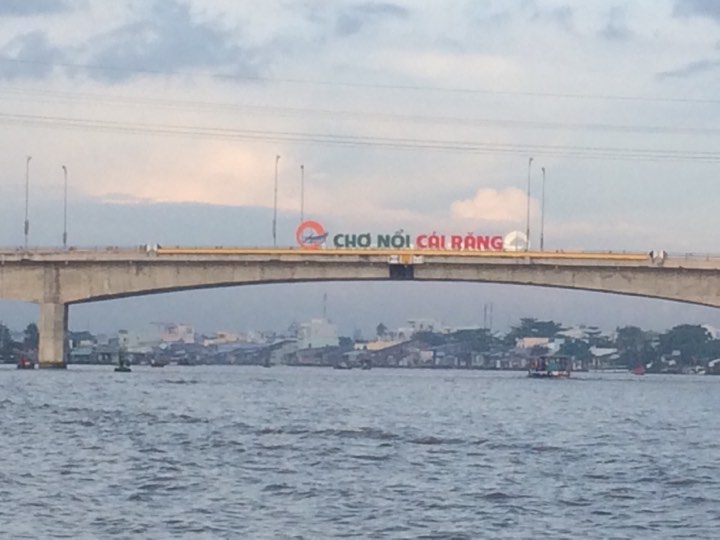 gan 8 trieu luot khach quoc te den du lich viet nam trong 6 thang