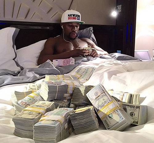 mayweather thuc su bo tui bao nhieu sau tran quyen anh the ky