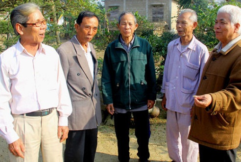 ong ho xuan man tra lai 443 trieu dong tien tro cap anh hung