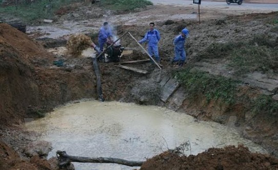 lai vo duong ong song da khoang 70000 ho dan bi anh huong