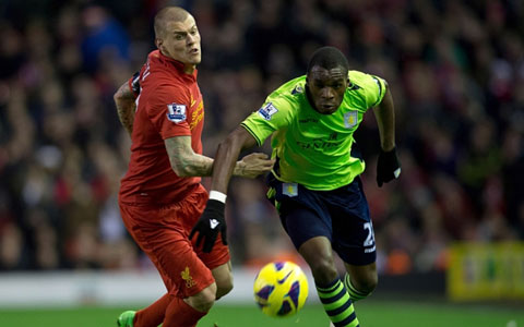 liverpool ra mat benteke tan binh dat gia thu hai trong lich su