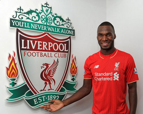liverpool ra mat benteke tan binh dat gia thu hai trong lich su