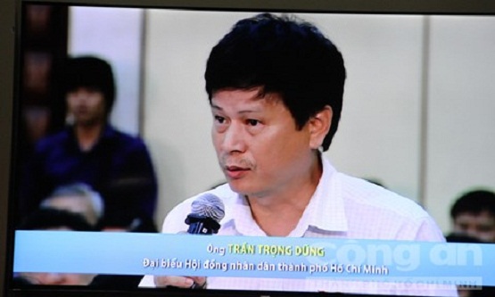 mot ngay mot tham phan tam dinh chi den bay vu an vi sao