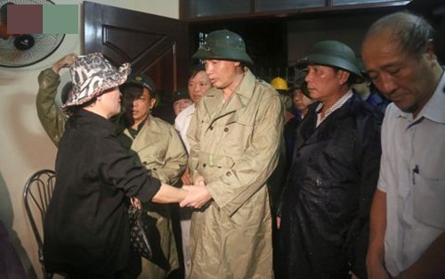 mua lon gay ngap lut cuc bo nhieu noi o quang ninh
