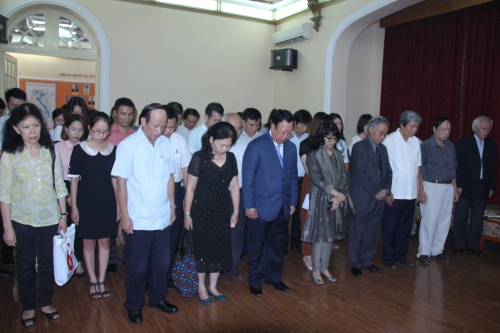 vinh biet romesh chandra chien si hoa binh quoc te cua the ky 20