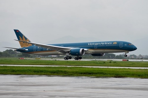 vietnam airlines va cae inc hop tac cung cap dich vu dao tao huan luyen bay
