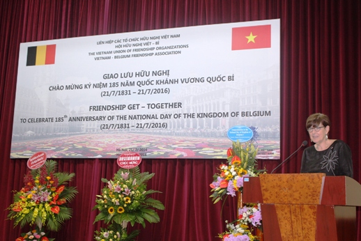 giao luu huu nghi ky niem 185 nam quoc khanh vuong quoc bi