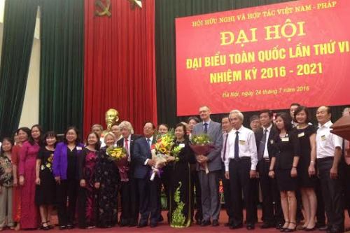bo truong kim tien lam chu tich hoi huu nghi va hop tac viet phap
