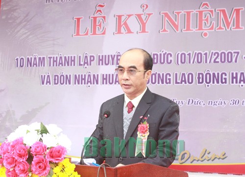 con gai nguyen bi thu huyen noi ve chuyen thang tien than toc