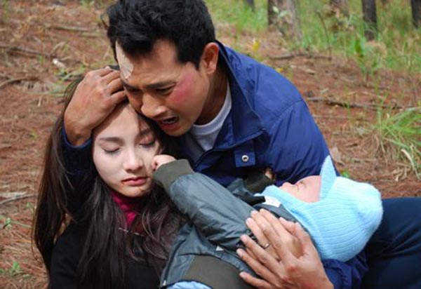 dan nguoi tinh man anh dep trai cua bao thanh song chung voi me chong