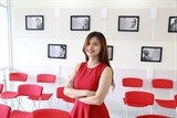 Nếu con muốn leo núi, đừng bắt  học bơi !