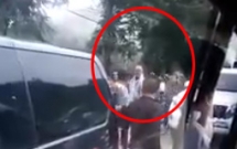 vu xo xat sau va cham giao thong o sa pa nguoi dan ong ha lan bi o to chen ep nen chui nhom thanh nien truoc khi au da