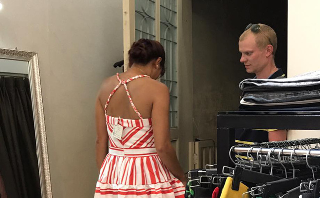 su that cau chuyen bo ich ky mot minh 1 bat pho 3 me con chia nhau 1 bat khien chi em buc xuc