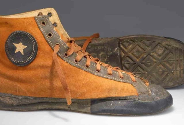 converse thuong hieu lam nen thanh cong nho hon 100 nam bao thu