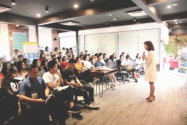 hoi thao insight cai nhin sau sac hon vao nhung nganh nghe dang noi