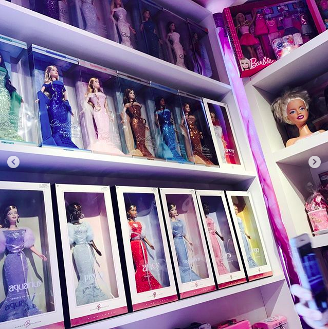 ghe tham quan ca phe barbie mau hong mong mo tuyet dep