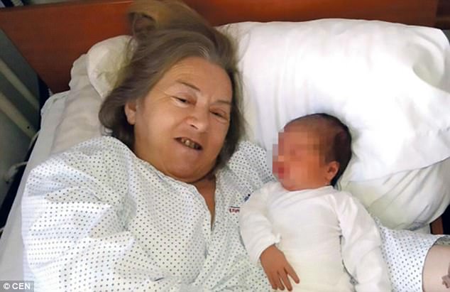 vua nghe tieng con khoc sau sinh nguoi chong quyet dinh lam mot viec tan nhan voi vo chung song may chuc nam