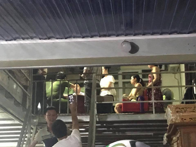 nghi bat coc tre em nguoi dan hai duong dap pha dot xe o to fortuner