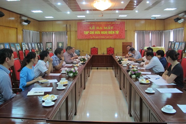 hoi huu nghi viet nam ucraina va dai su quan viet nam tai ucraina ho tro gan ket nhan dan hai nuoc