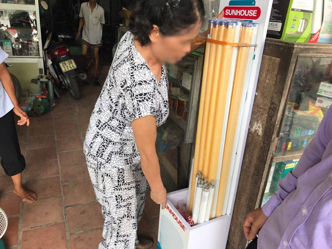 vu hai nguoi phu nu ban tam bi danh oan vi nghi bat coc tre em co gai quay clip noi gi