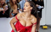rihanna gay phan cam vi dien vay tre nai va o ep vong 1 qua da giua su kien