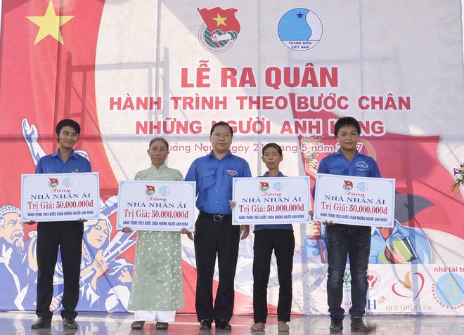 theo buoc chan nguoi anh hung hanh trinh tiep lua cho nhung nguoi anh hung co cong voi dat nuoc