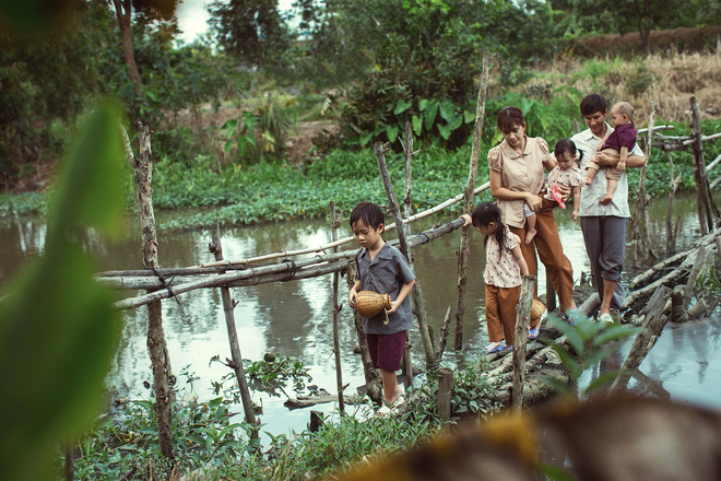 4 con cua ly hai minh ha thich thu khi duoc ve que lam nong dan mo cua bat oc