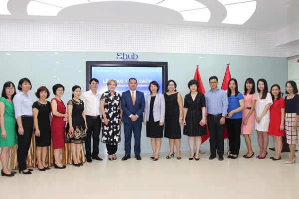dua van chuong nghe thuat cua peru den gan hon voi doc gia viet nam