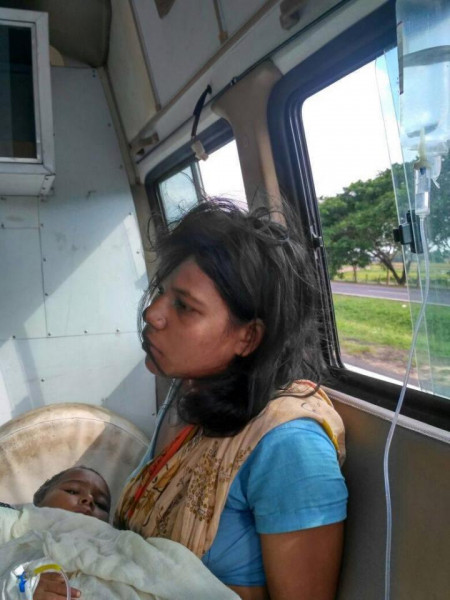 me mu quang tin thay lang con gai 3 tuoi tu vong vi bi xam hai co the chua day kim gam