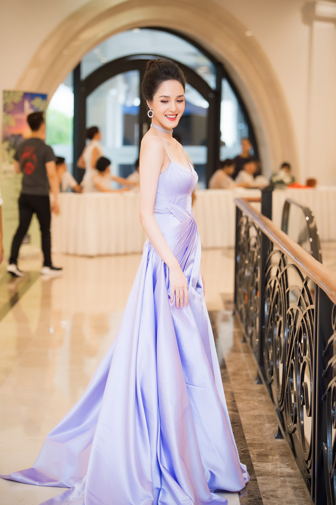 a hau beo hoang anh gay bat ngo voi voc dang manh mai