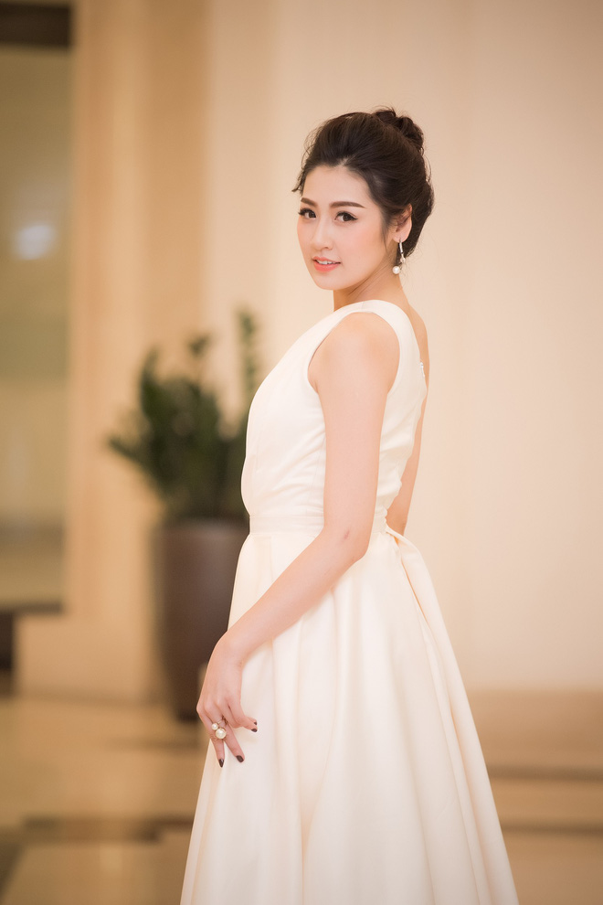 a hau beo hoang anh gay bat ngo voi voc dang manh mai