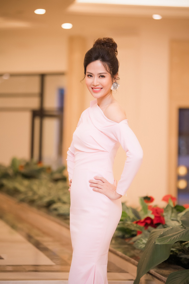 a hau beo hoang anh gay bat ngo voi voc dang manh mai