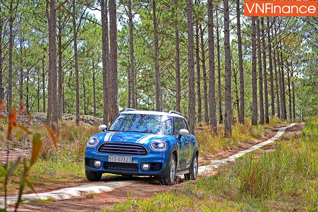 danh thuc ban nang tham hiem cua ban voi mini countryman the he moi