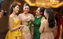 tin tuc giai tri sao viet hom nay 254 dan truong ky niem 7 nam ngay cuoi cung vo con tai my