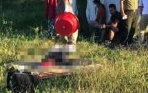 hai phong nam thanh nien tu vong trong tu the nam sap mieng sui bot o bai co