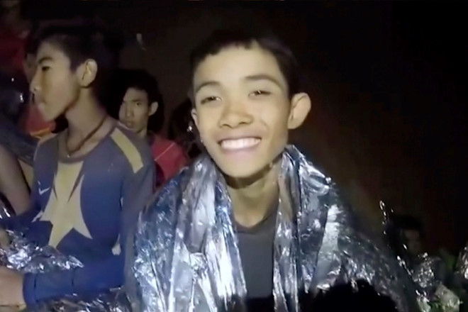 thai lan can nhac cac phuong an giai cuu doi bong thieu nien ra khoi hang