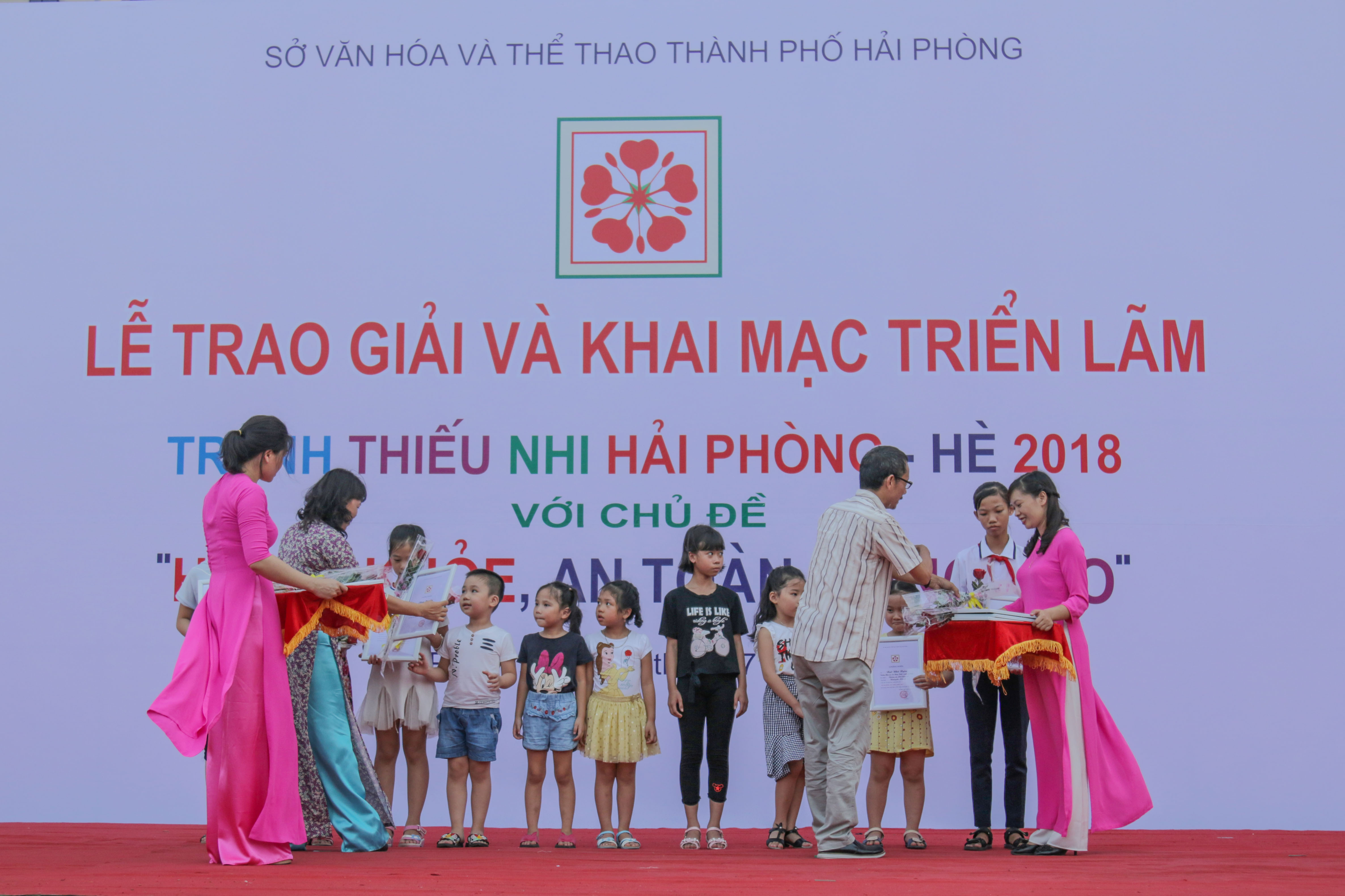 trien lam tranh thieu nhi he vui khoe an toan sang tao tai hai phong