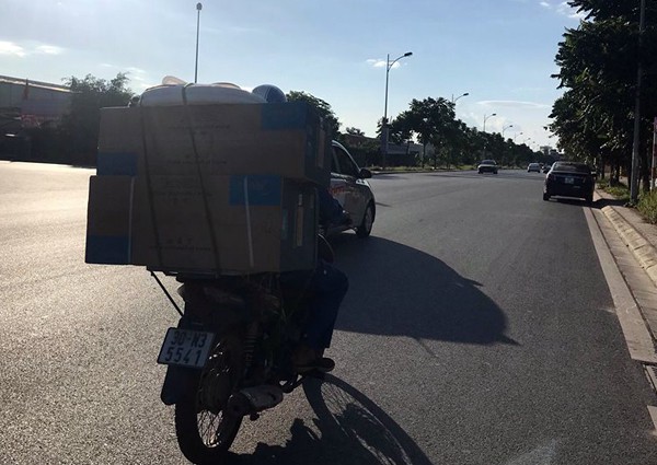 ha noi nang nong dinh diem dieu hoa do chung hang loat tho lap dat va bao duong lam xuyen dem
